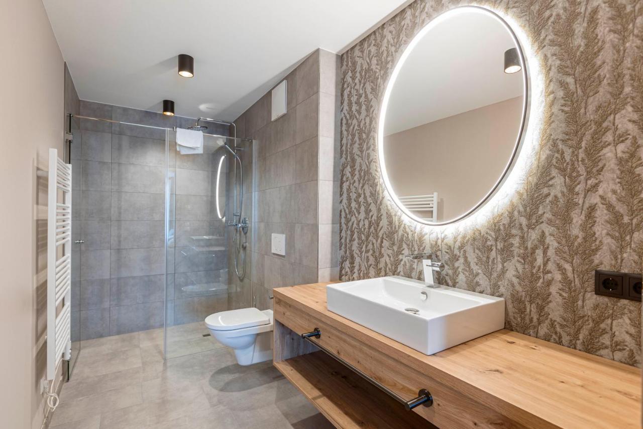 Zillertal Suites Fuegen By Alps Resorts Экстерьер фото