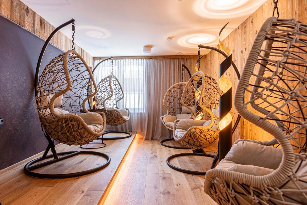 Zillertal Suites Fuegen By Alps Resorts Экстерьер фото